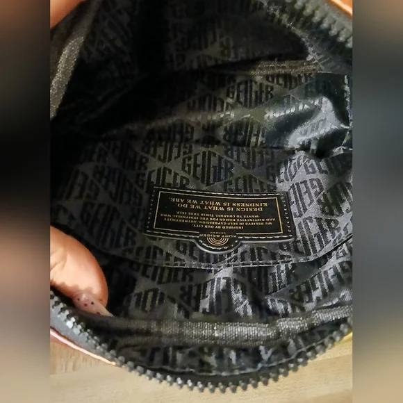 Kurt Geiger Rainbow Crossbody Bag - Picture 8 of 8